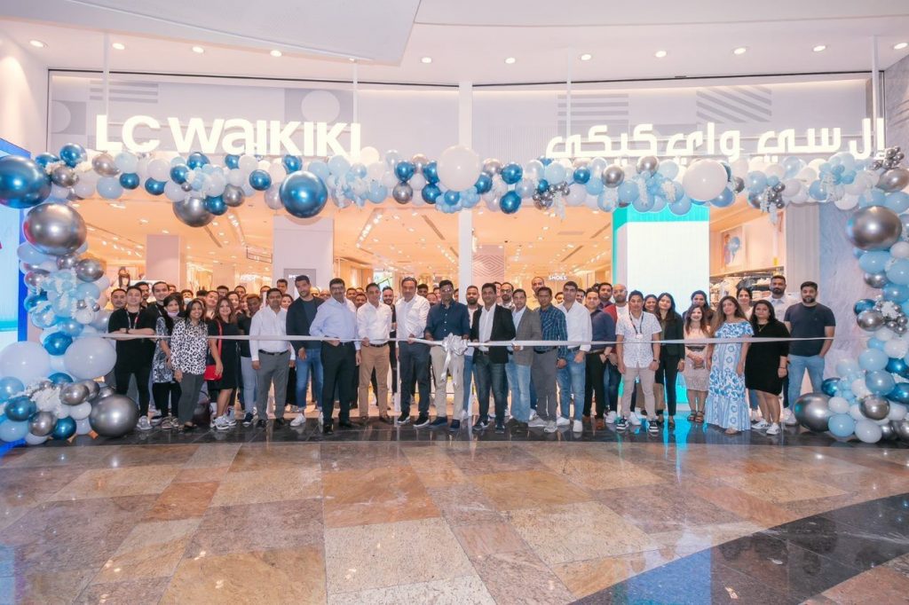 lc-waikiki-is-now-open-in-dubai-festival-city-mall_image