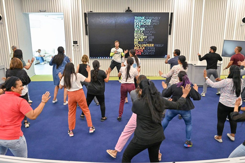 apparel-group-participates-in-dubai-fitness-challenge-2022-to-foster-healthy-living-image