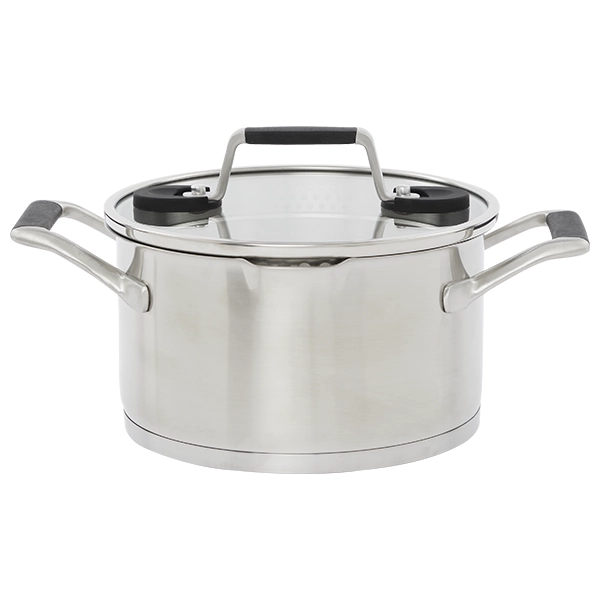 A soup pot with a diameter of 24 cm