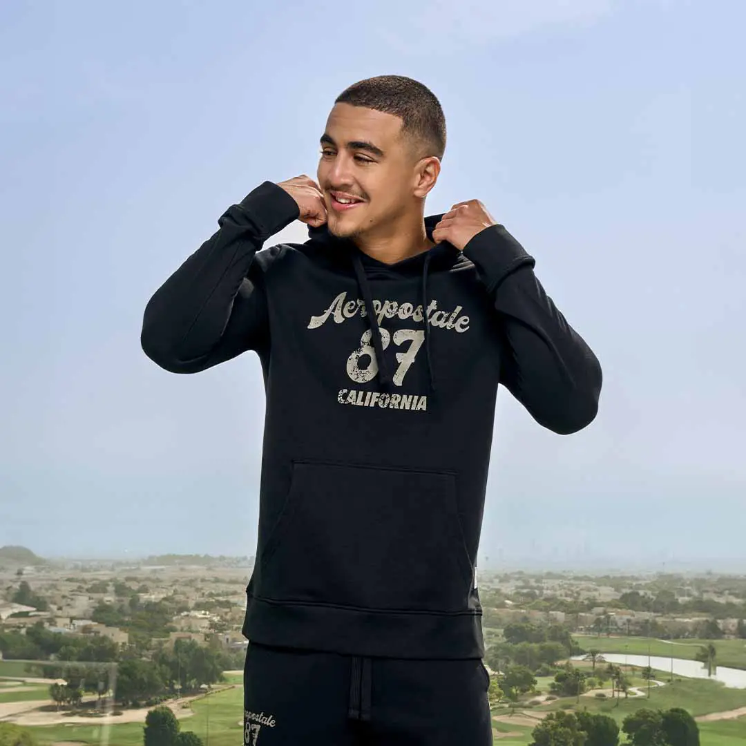 Aéropostale Men Hoodie in Black