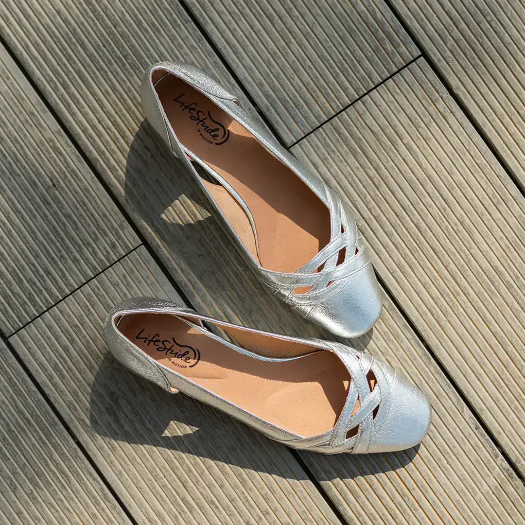 Naturalizer’s Silver Ballerina Flats for Women