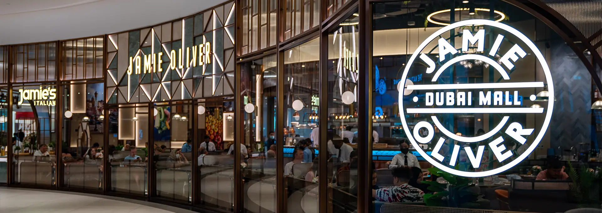 Find Jamie Oliver's Pizzeria at The Dubai Mall, where vibrant ambiance meets Italian authentic flavours.