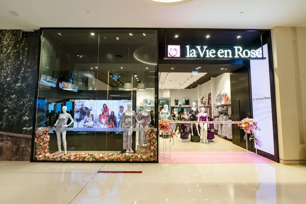 La Vie En Rose is Now Open at The Dubai Mall