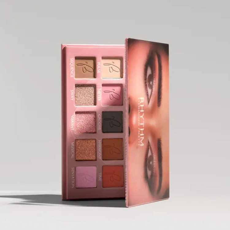 Bex Beauty Palette by Nysaa with soft rose shades, perfect for suhoor or iftar looks